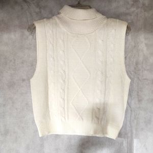 Crop Sleeveless Turtleneck Sweater